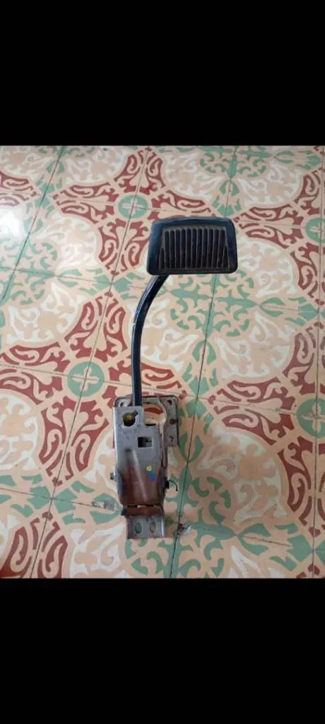 Pedal de frenos del Grand i10