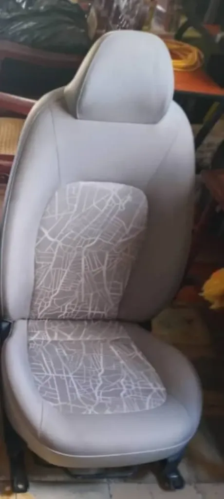 Asiento delantero del acompañante del Grand del 19